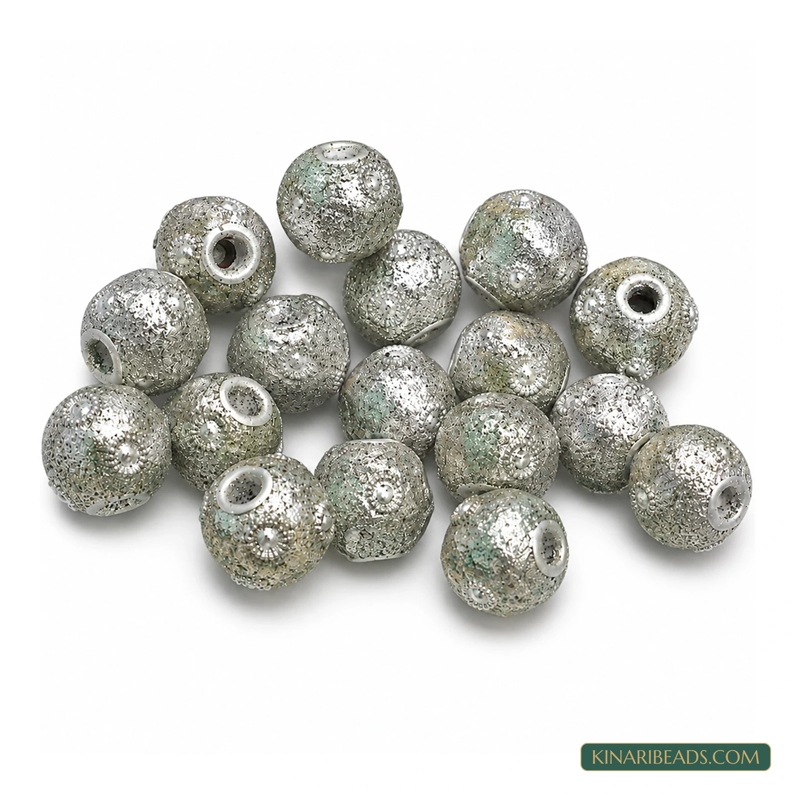 Silver Textured Rondelle Lac Beads 14/16mm – 20 Pcs product image